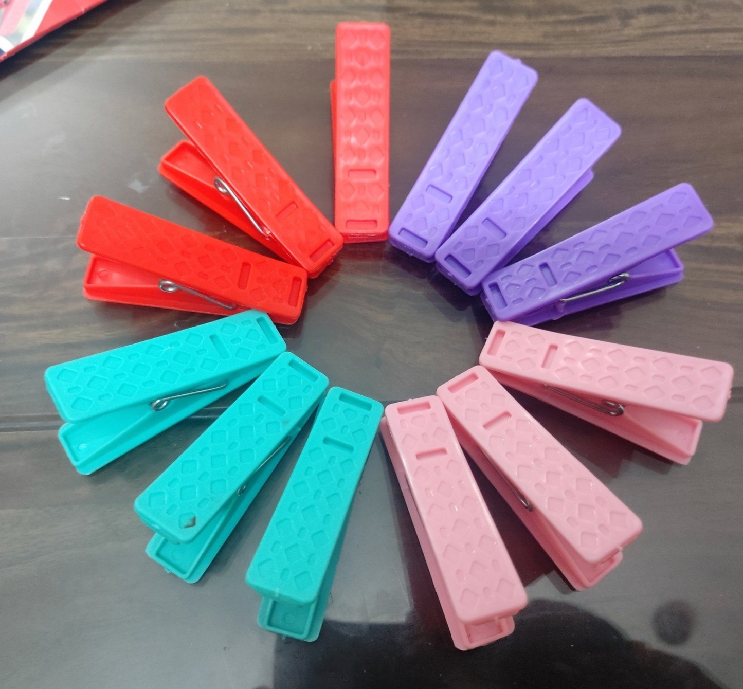 Chelsi Cloth Clip