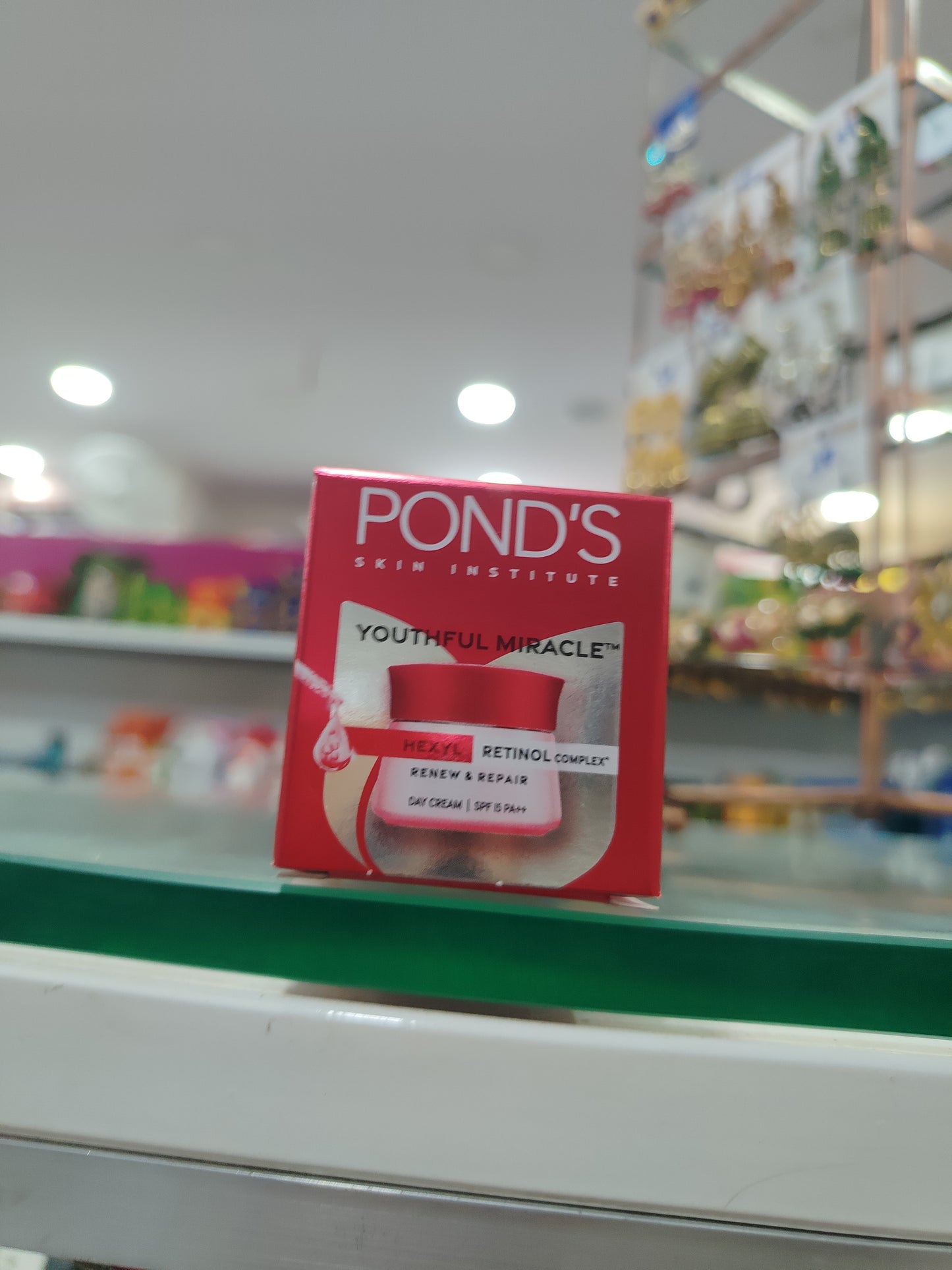 Ponds youthful Miracle 12g