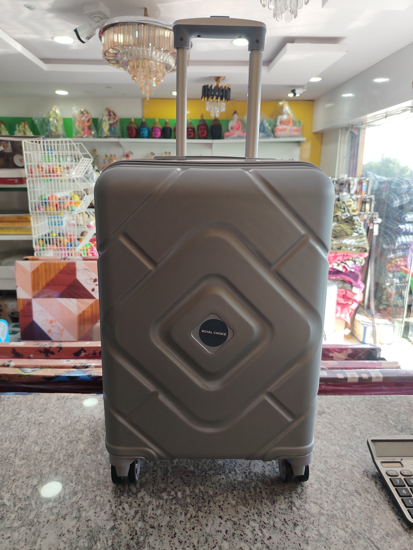 Trolly Suitcase - Modern Traveler