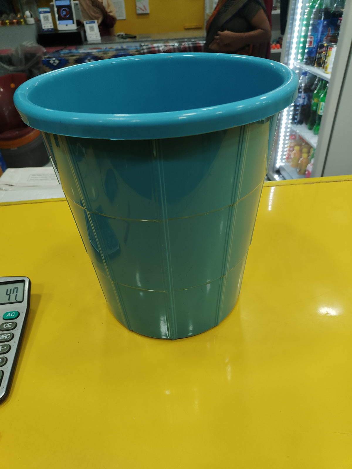 Dust Bin Marble (B)