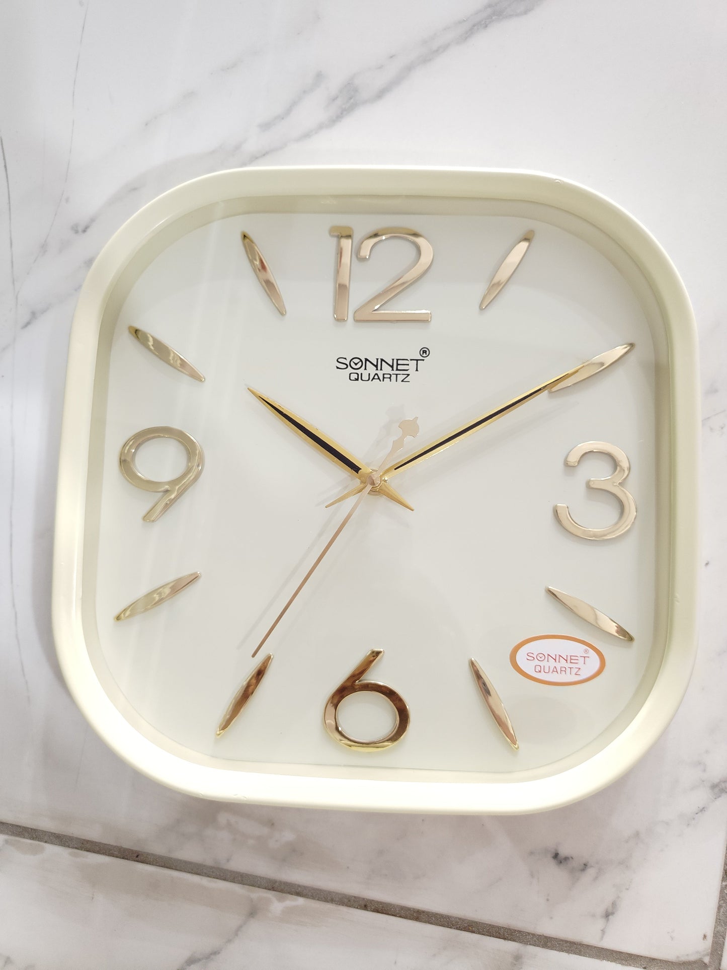 Wall Clock 502