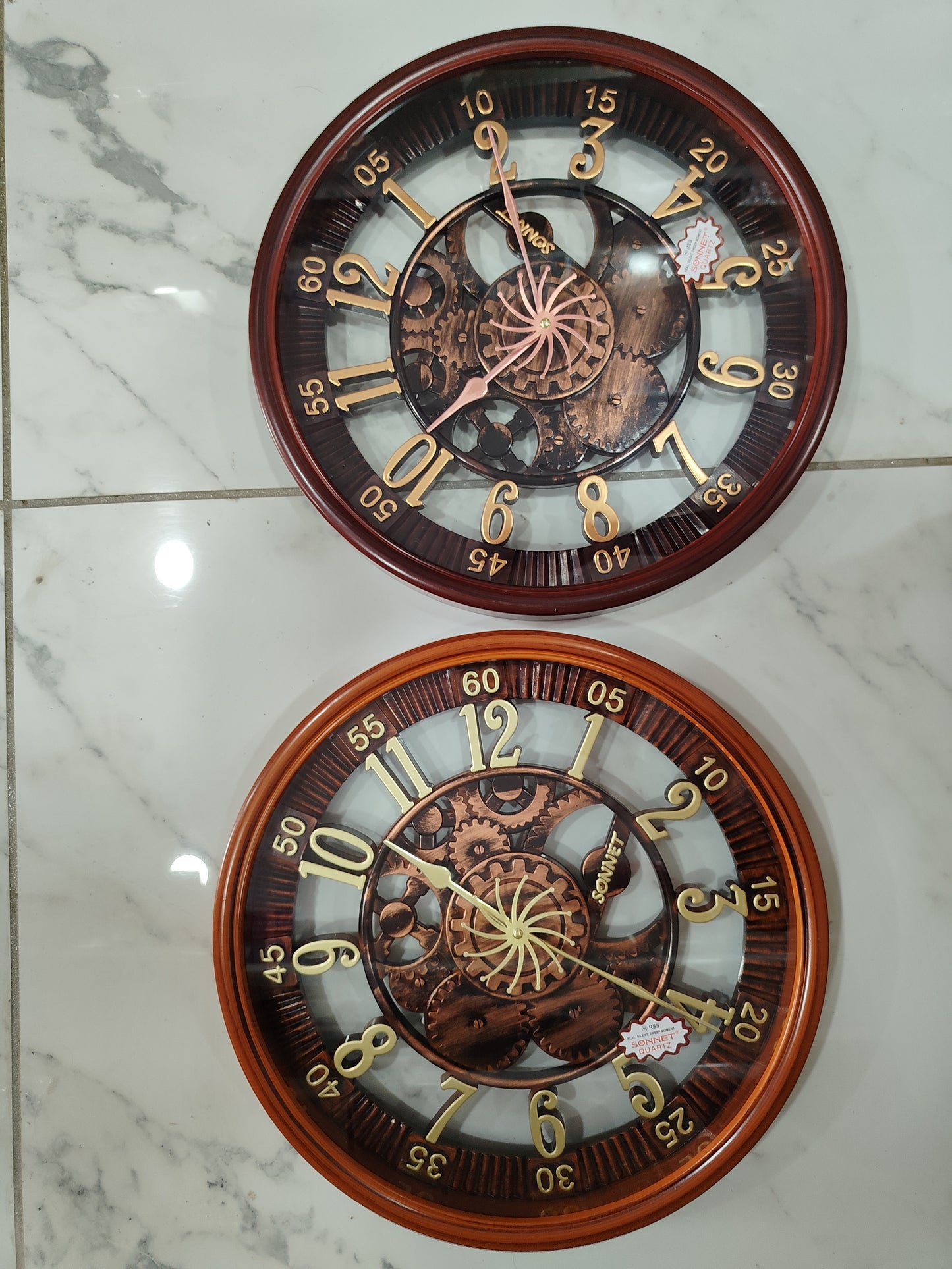Wall Clock 527