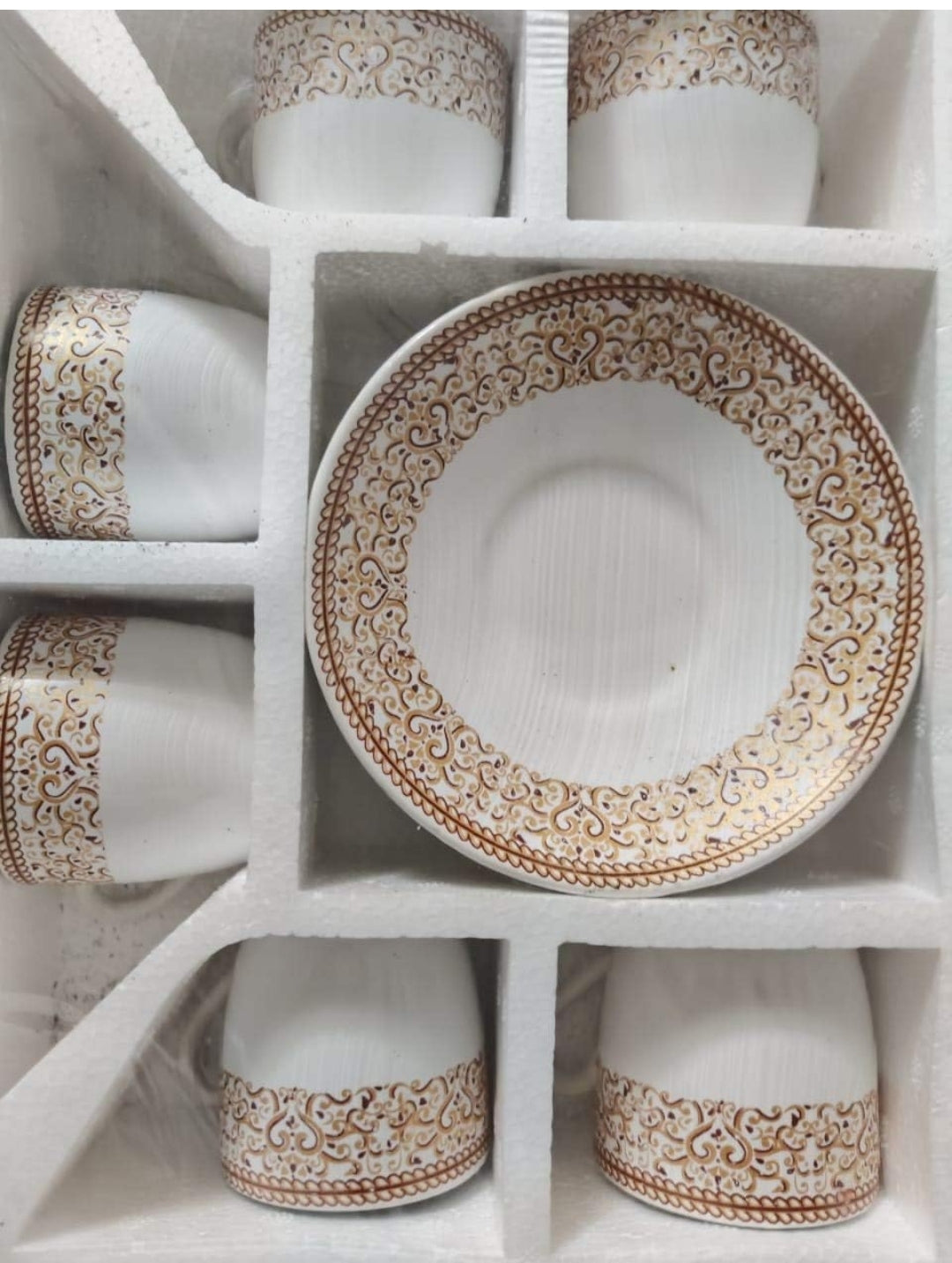 Modern cup saucer set