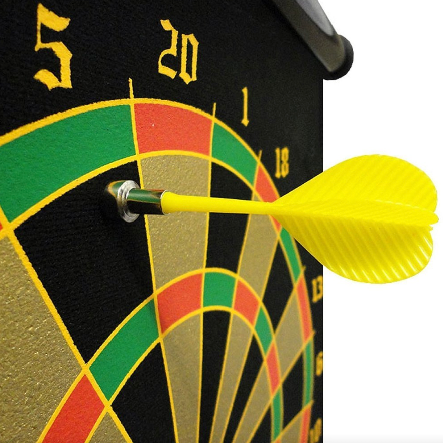 Magnet dartboard