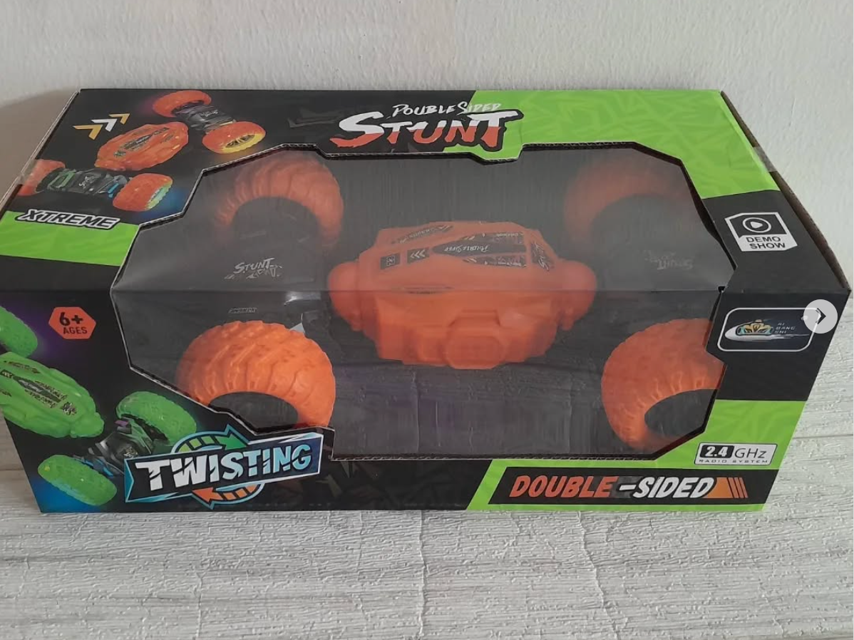 RC Xtreme Stunt Car