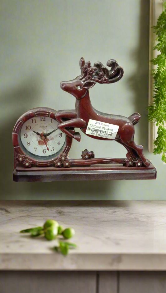 Deer beauty clock