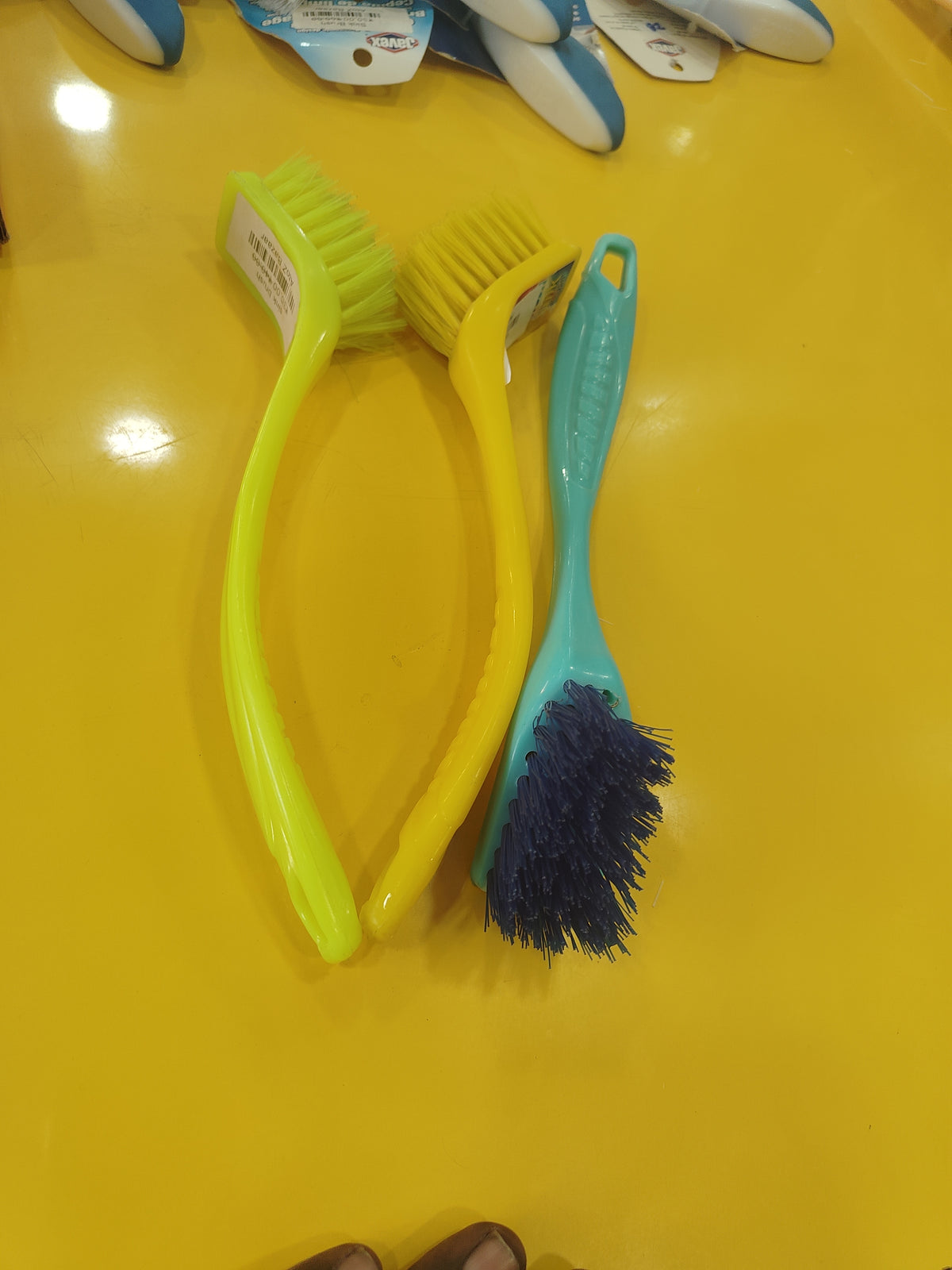 Sink brush