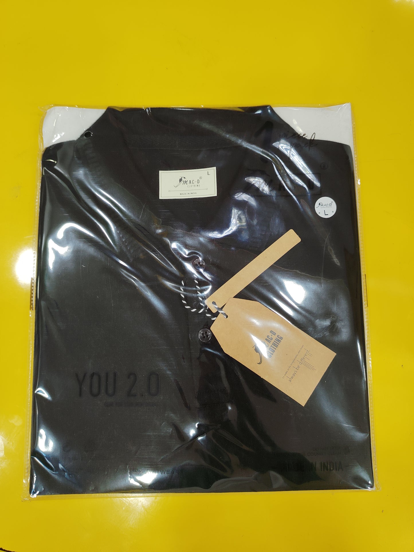 Mac-D T Shirt Collar L