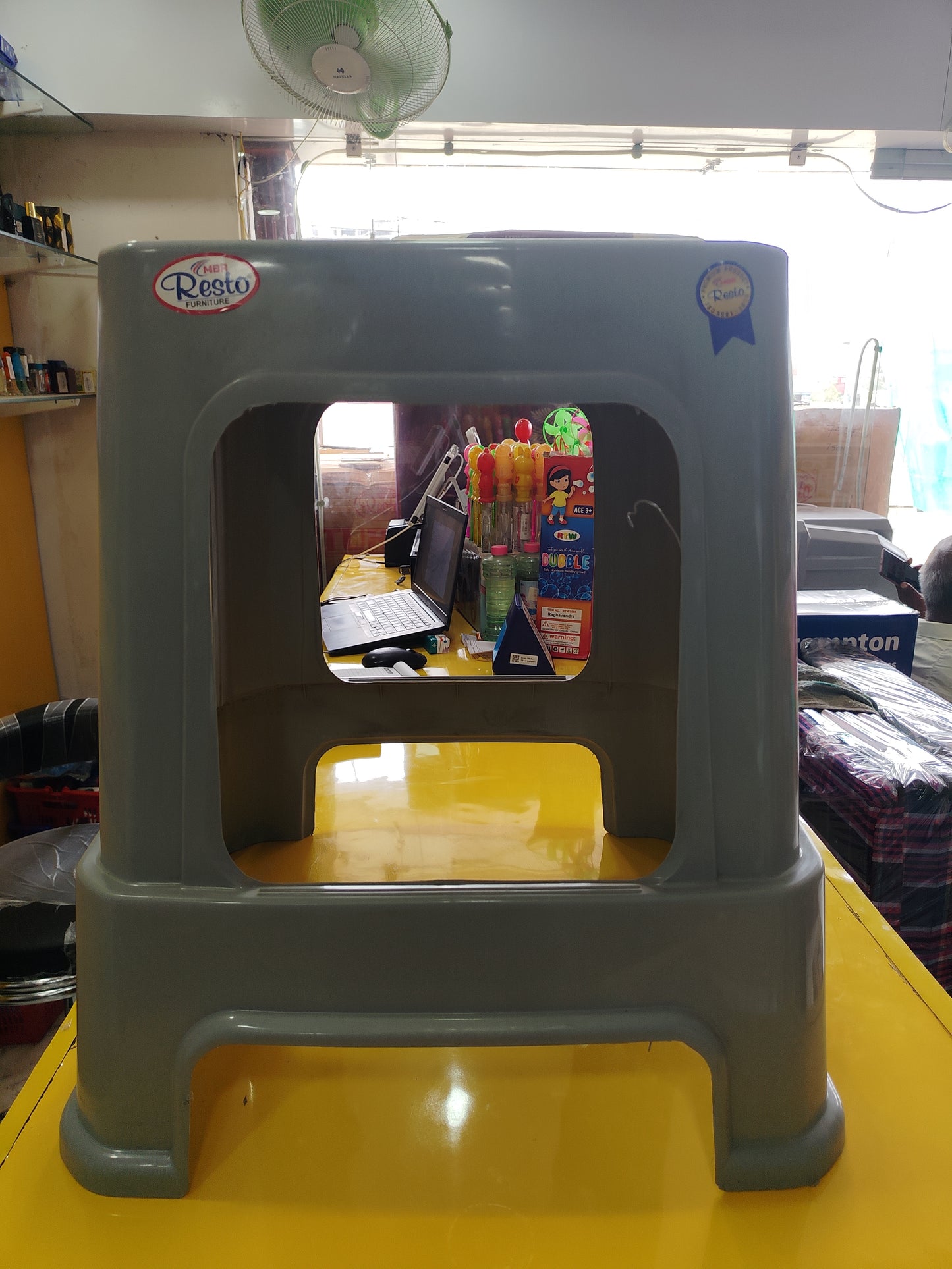 Resto Jumbo Stool