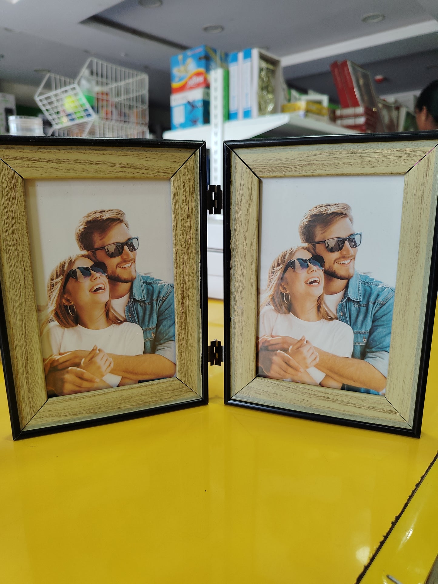 Double Photo Frame