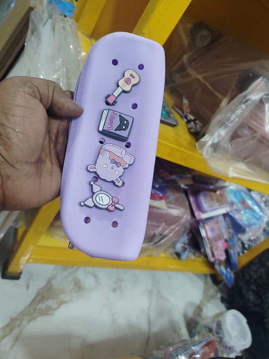 Synthetic Pouch