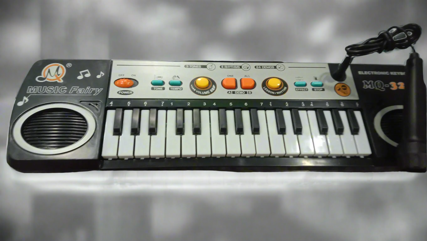 Keyboard Piano with Mic