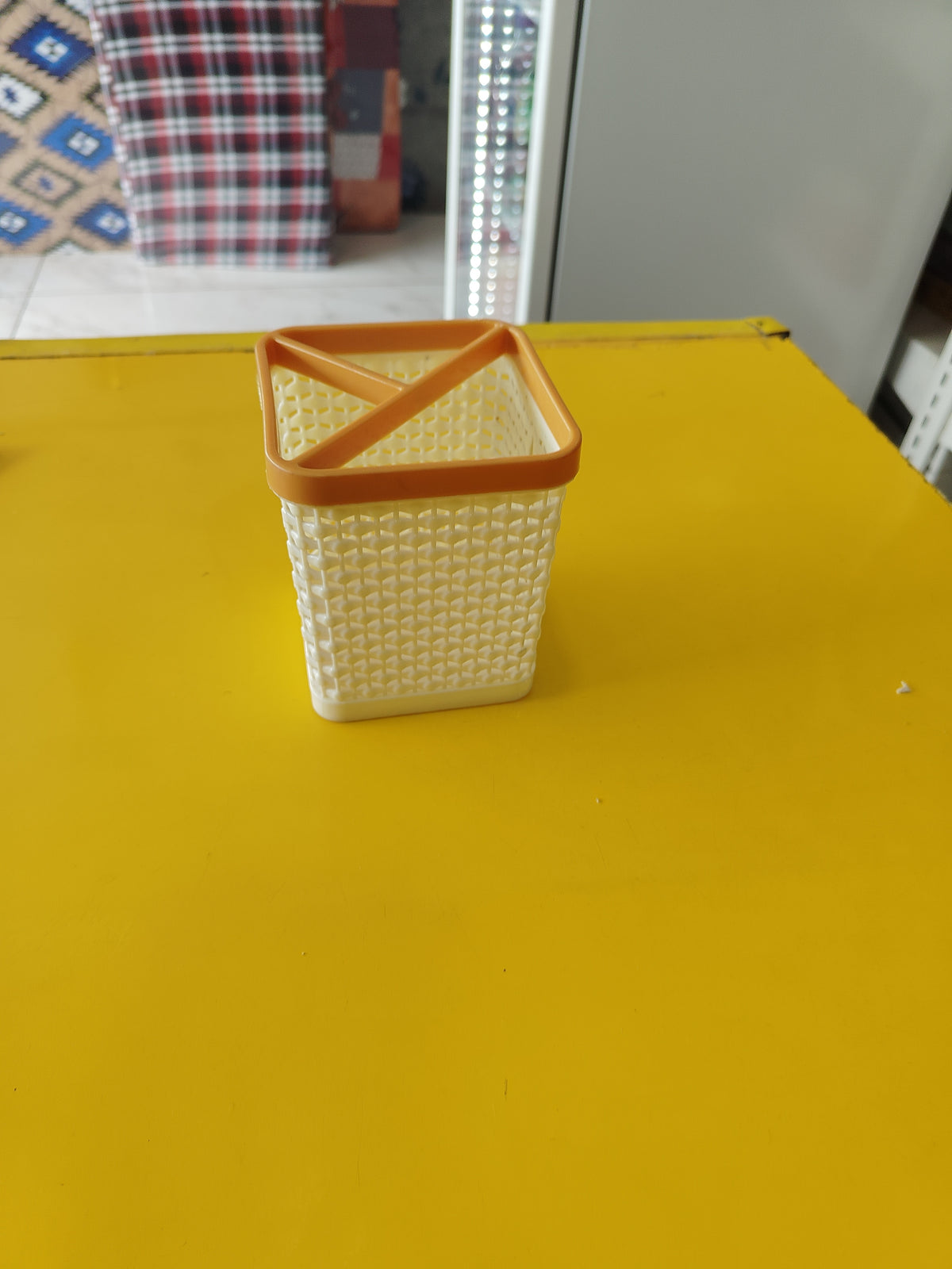 Kwid Multi Purpose Stand