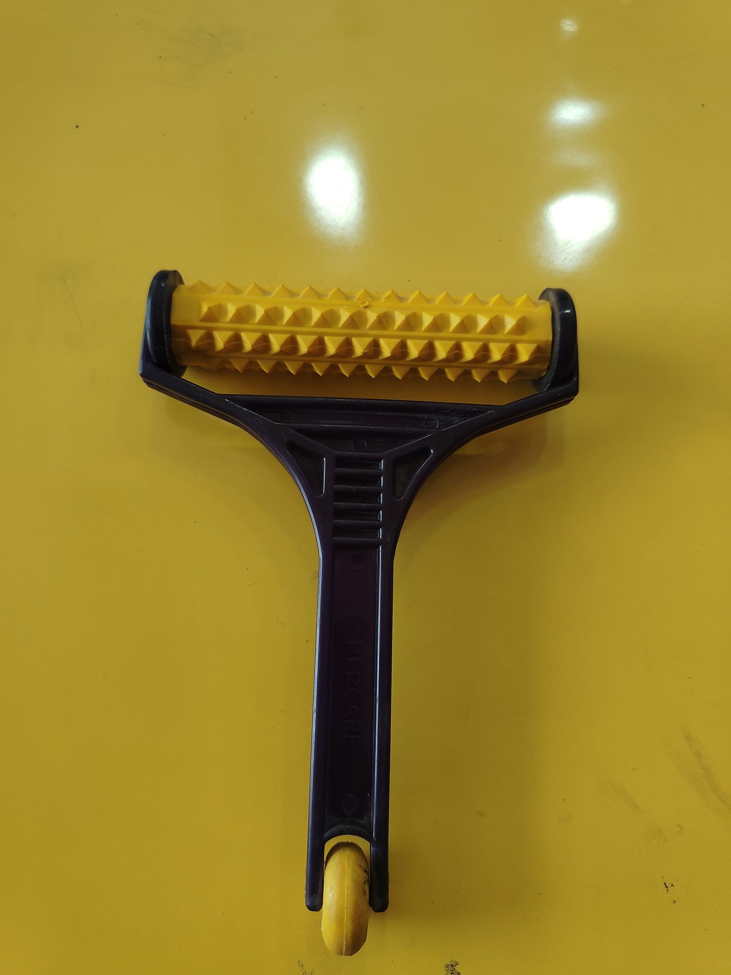 Hand roller