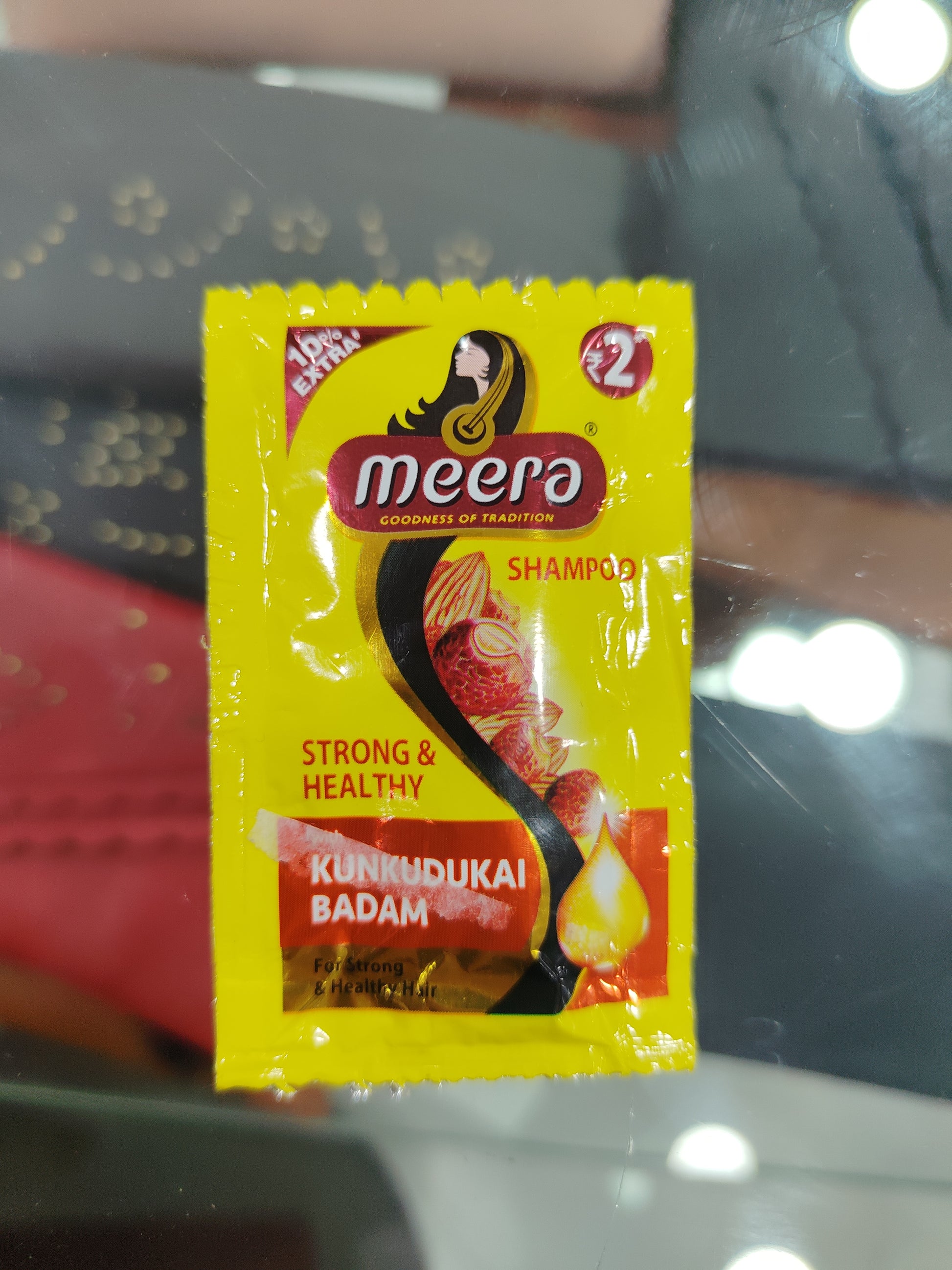 Meera Shampoo