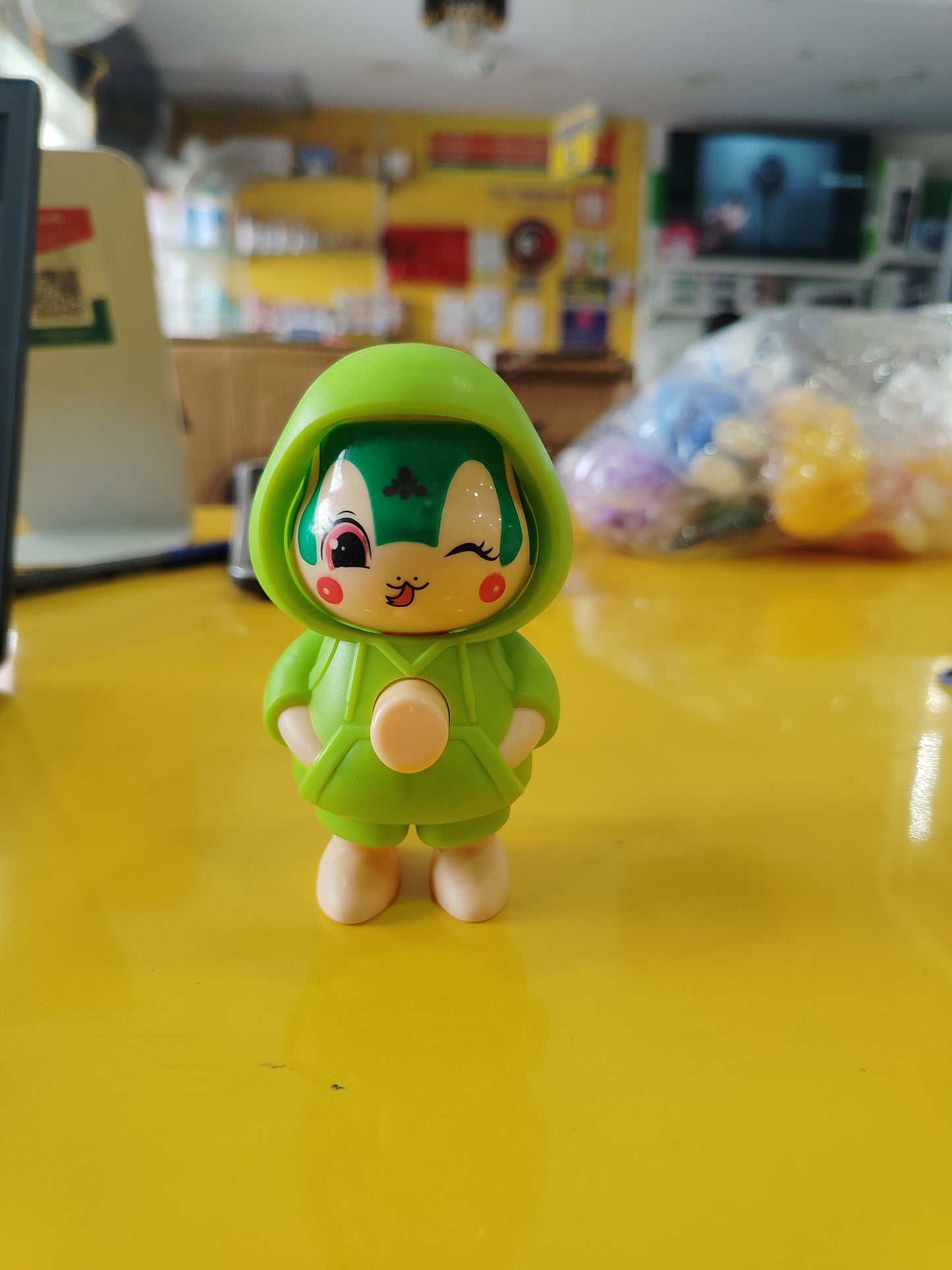 Face Rotate Key chain