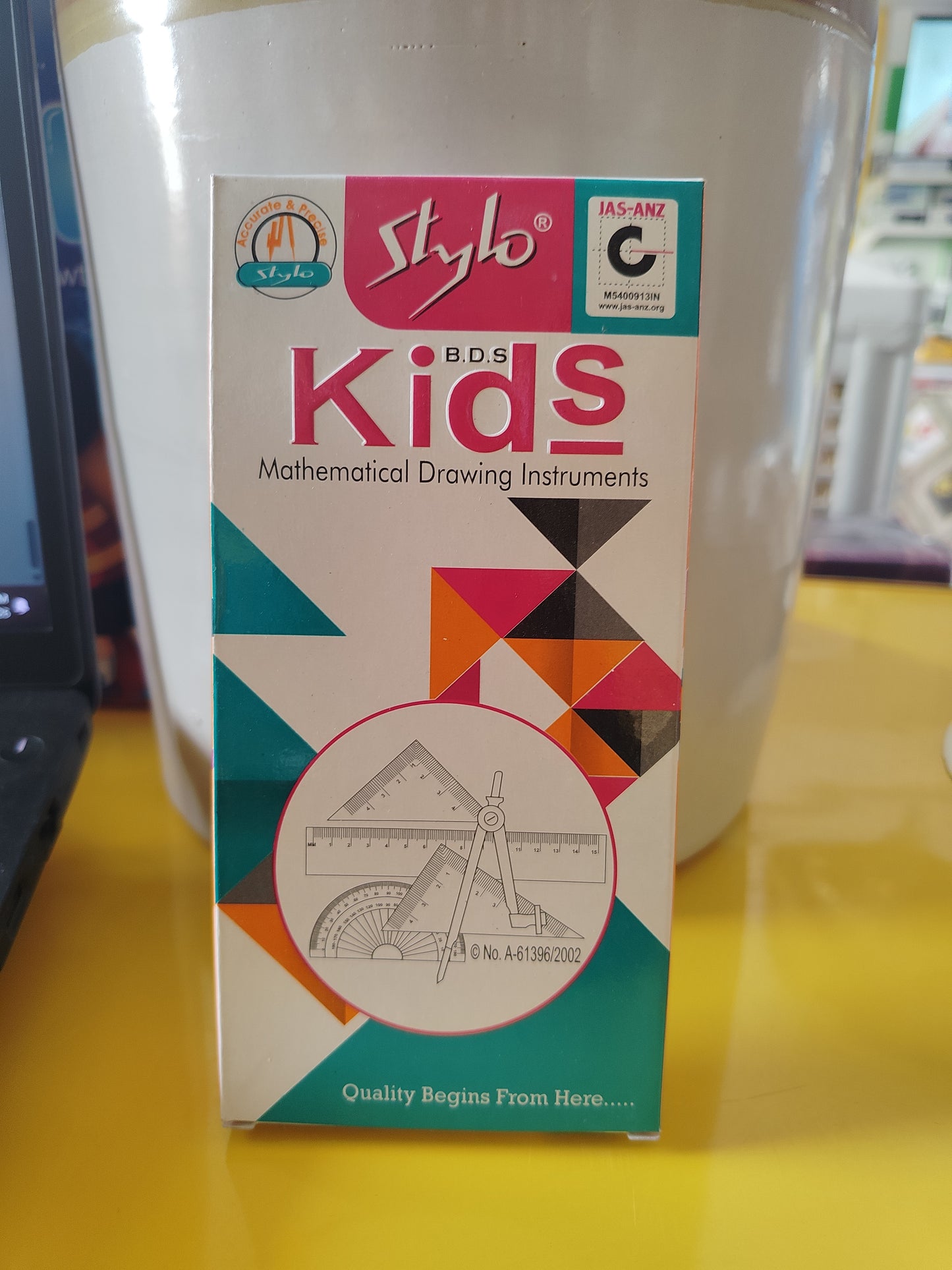 Stylo Kids Geometry Box