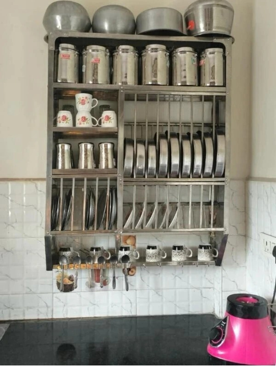 Wall Plates Stand